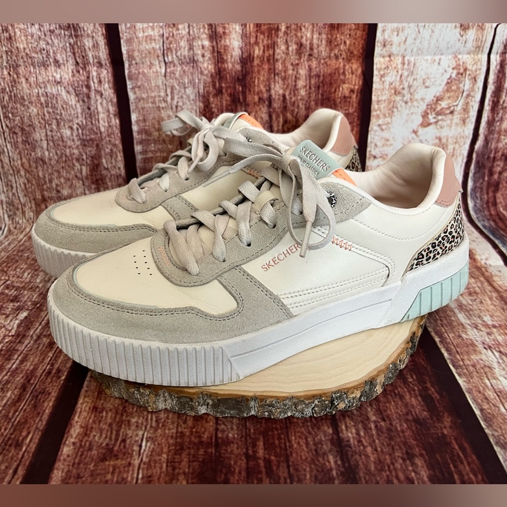 Skechers | Women's Jade Feline Instinct Sneakers - Picture 2 of 11